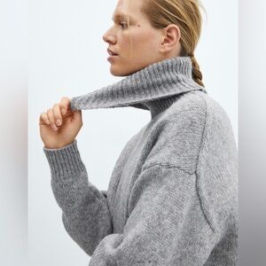 MANGO Sweater Women’s Medium Wool Blend Turtleneck Knitted Sweater Gray